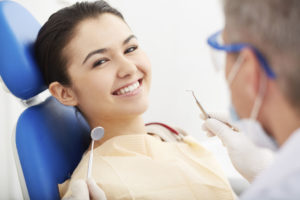 Read more about the article Selecting the Dentist That Is Right for You